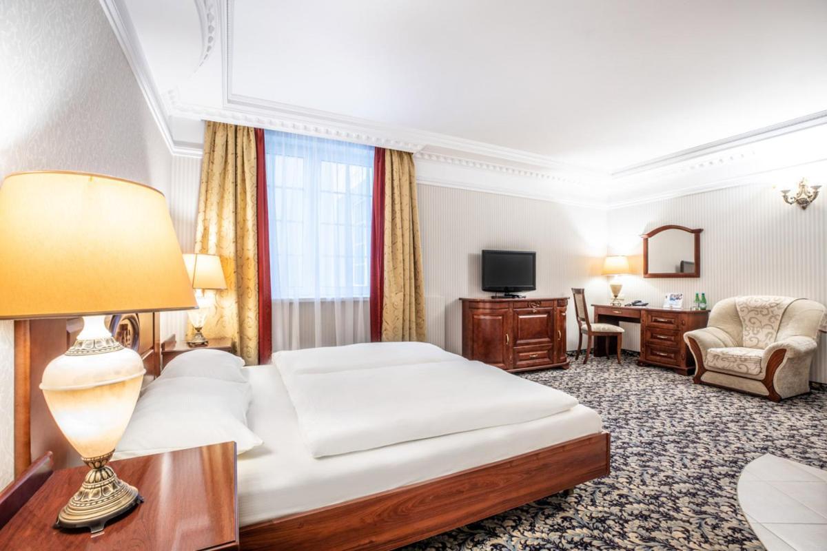 Hotel Windsor W Jachrance Jachranka Dış mekan fotoğraf